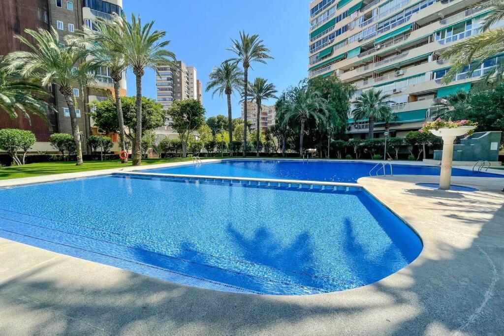Encantador Y Coqueto Loft A 8 Min. De La Playa. อาลิกันเต ภายนอก รูปภาพ