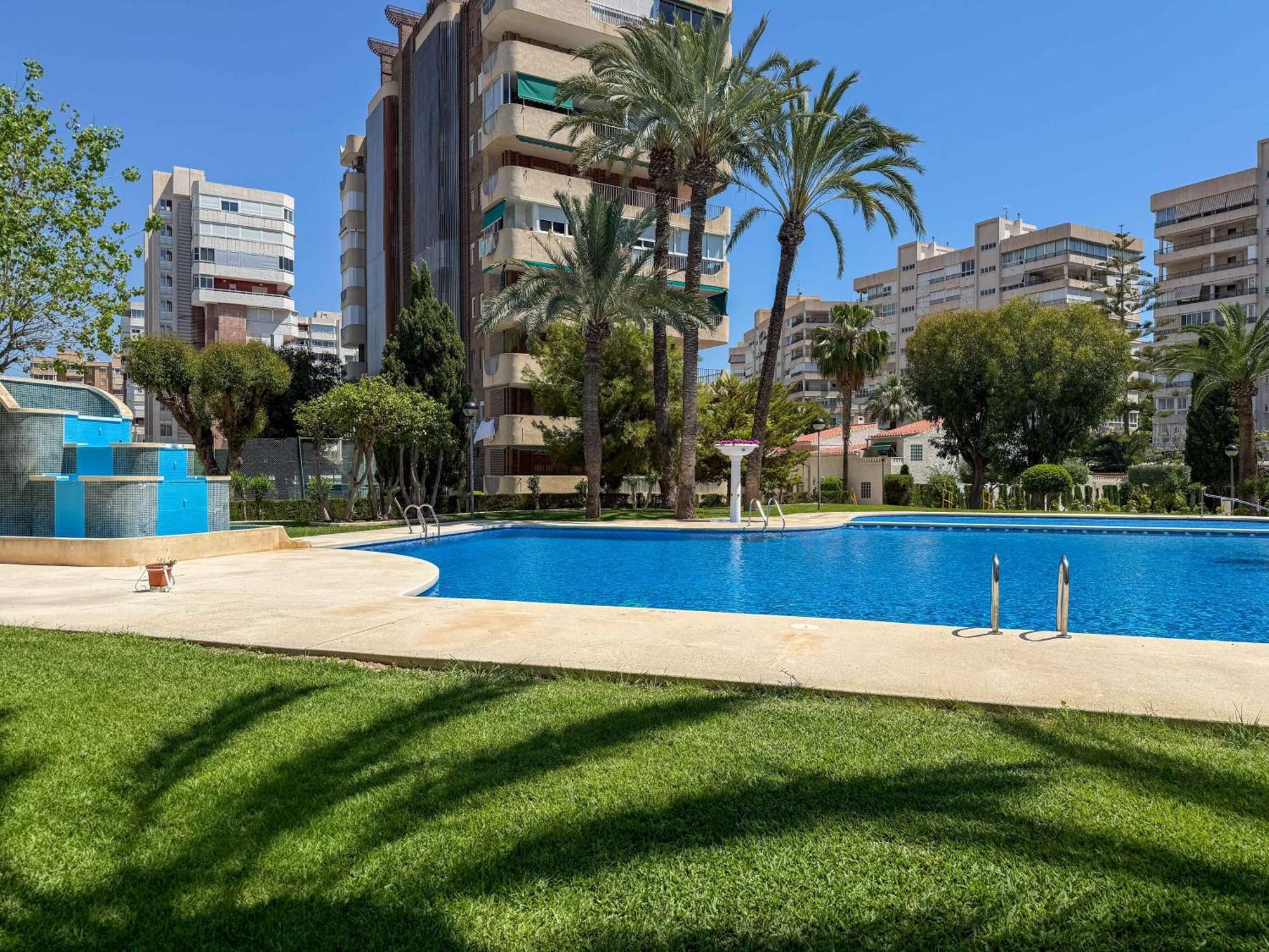 Encantador Y Coqueto Loft A 8 Min. De La Playa. อาลิกันเต ภายนอก รูปภาพ