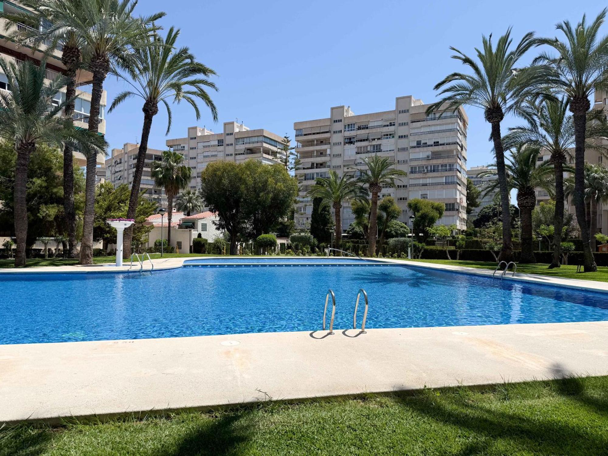 Encantador Y Coqueto Loft A 8 Min. De La Playa. อาลิกันเต ภายนอก รูปภาพ