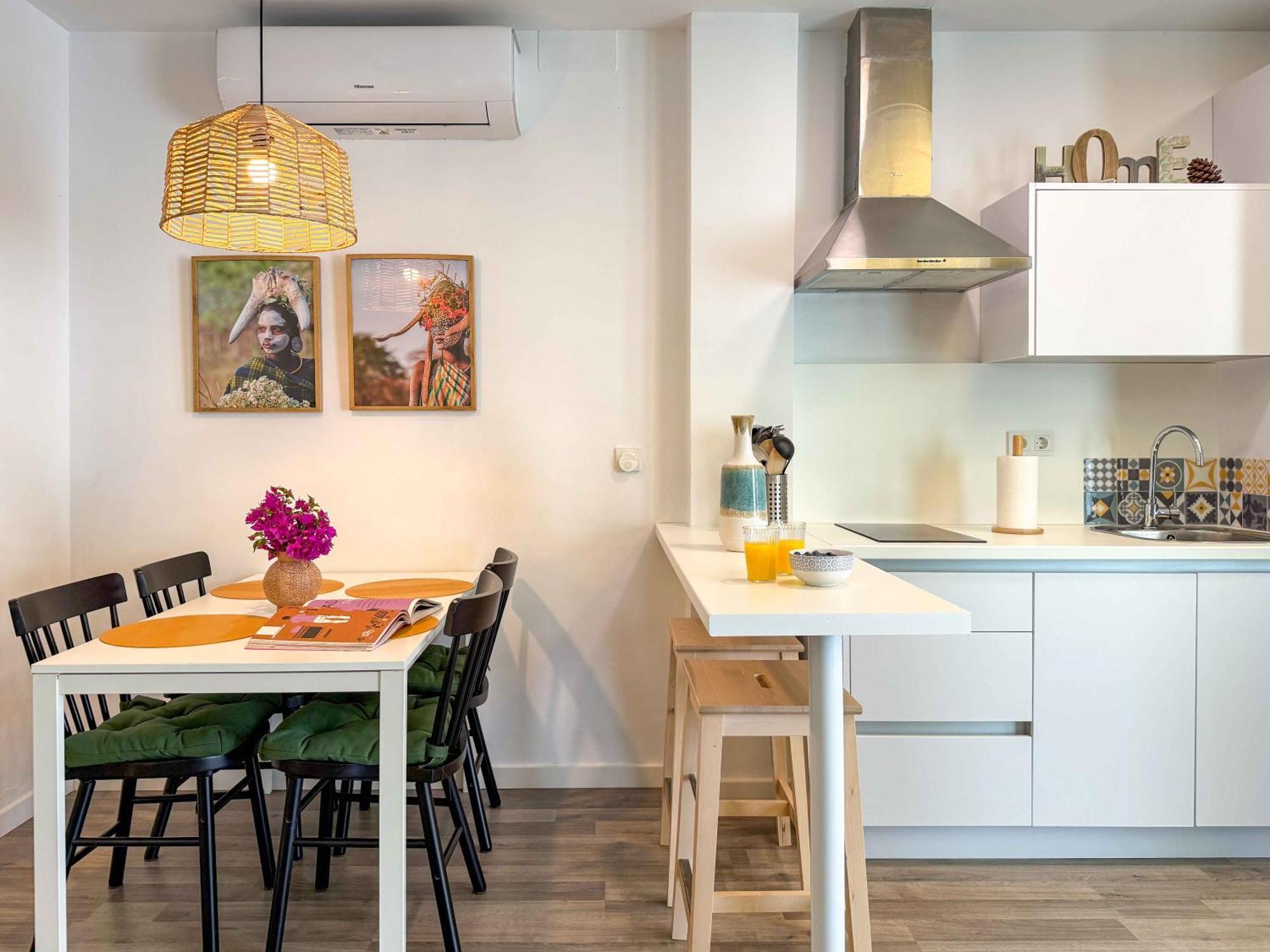Encantador Y Coqueto Loft A 8 Min. De La Playa. อาลิกันเต ภายนอก รูปภาพ